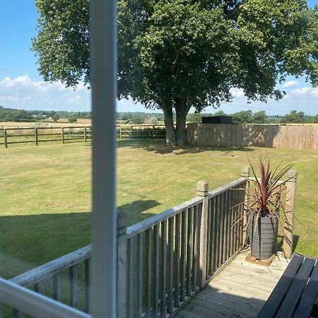 Villa Near Woodbridge The Annexe Eyke Fantastic Views With Dog Secure Garden And Paddock Exterior foto