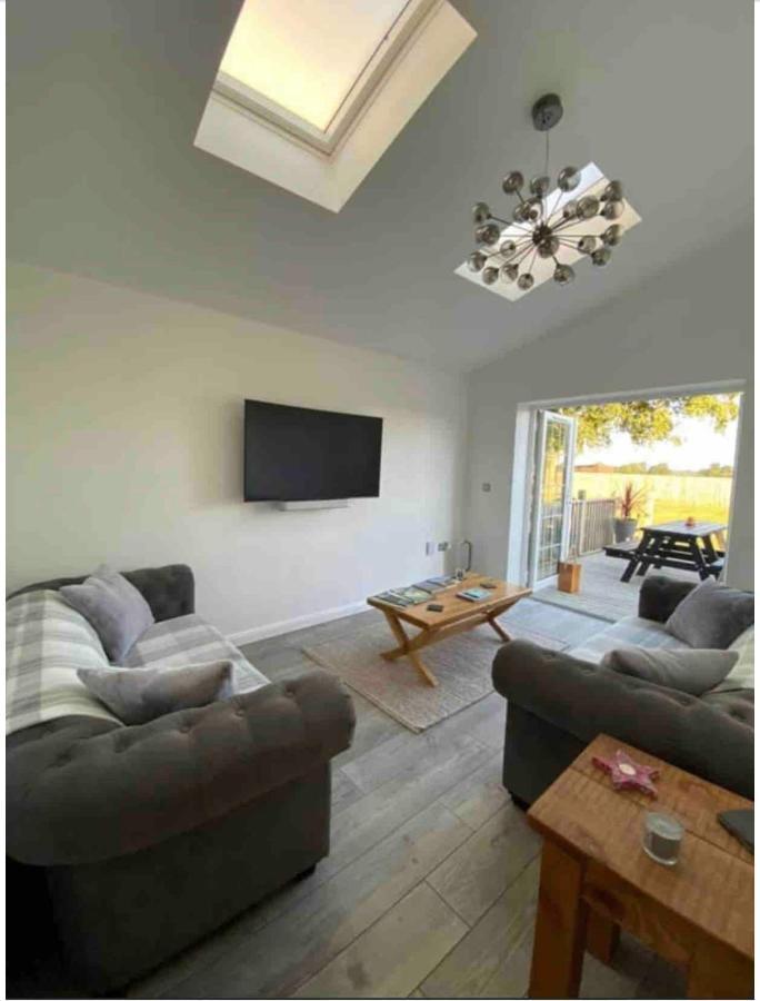 Villa Near Woodbridge The Annexe Eyke Fantastic Views With Dog Secure Garden And Paddock Exterior foto
